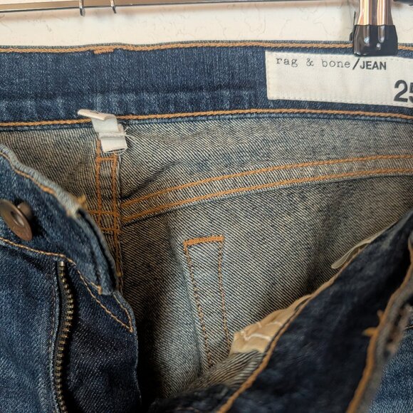 Rag & Bone Dre Relaxed Skinny Boyfriend Torn Knee Tear Jean in Mabel - Picture 9 of 11